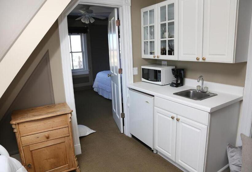 جناح, The Ocean Plaza