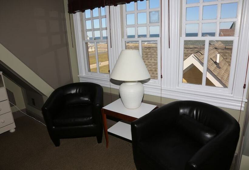 جناح, The Ocean Plaza