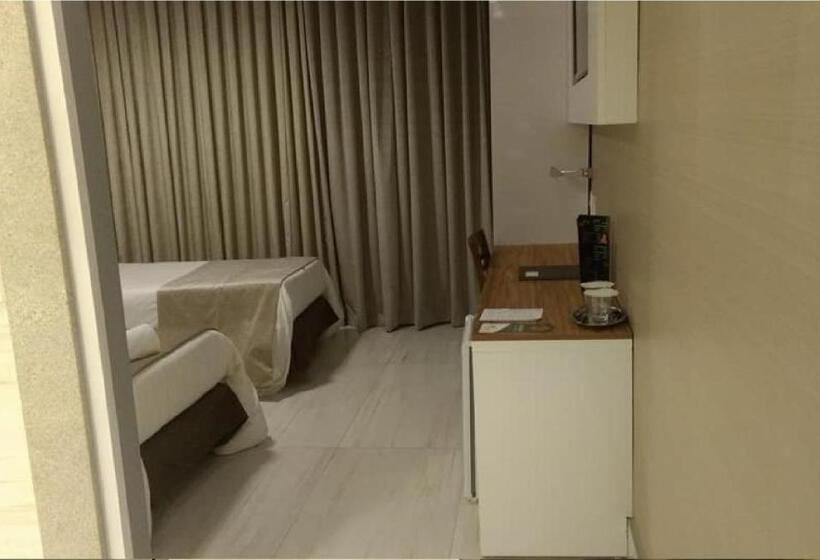 غرفة سوبيريور لذوى الاحتياجات الخاصة, Vox