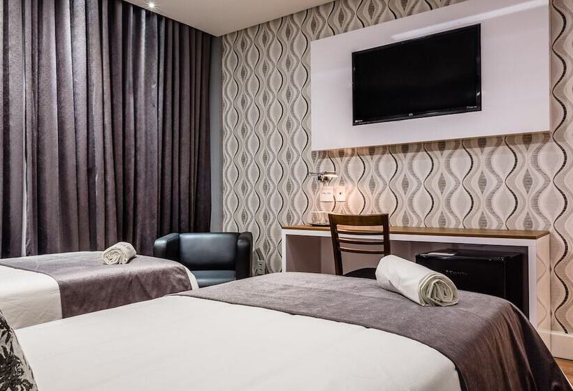 Quarto Superior, Vox