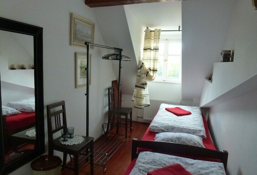 חדר סטנדרט חדר אמבטיה משותף, Tiffany