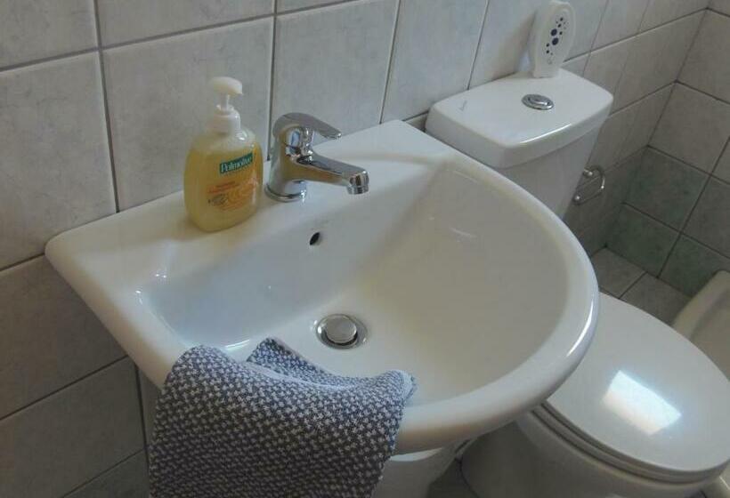 דירת חדר, Angelica Studios And Apartments