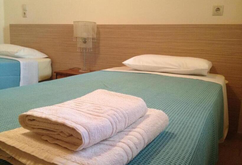 דירת שני חדרים, Angelica Studios And Apartments