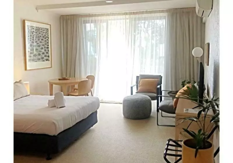 デラックススタジオ, Lorne Surf Apartments