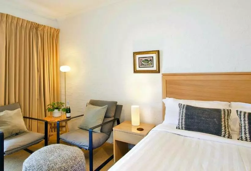 デラックススタジオ, Lorne Surf Apartments