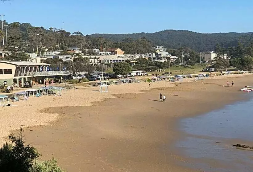 デラックススタジオ, Lorne Surf Apartments