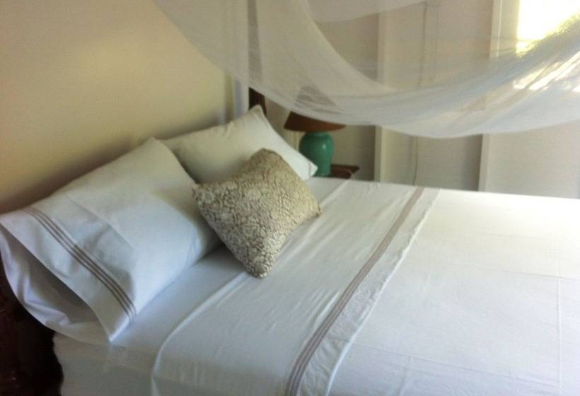 خانه 2 خوابه, Galley Bay Cottages