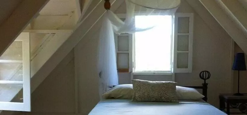 خانه 2 خوابه, Galley Bay Cottages
