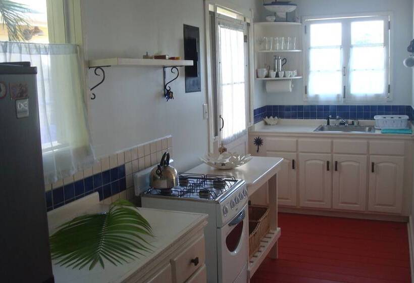 خانه 1 خوابه, Galley Bay Cottages