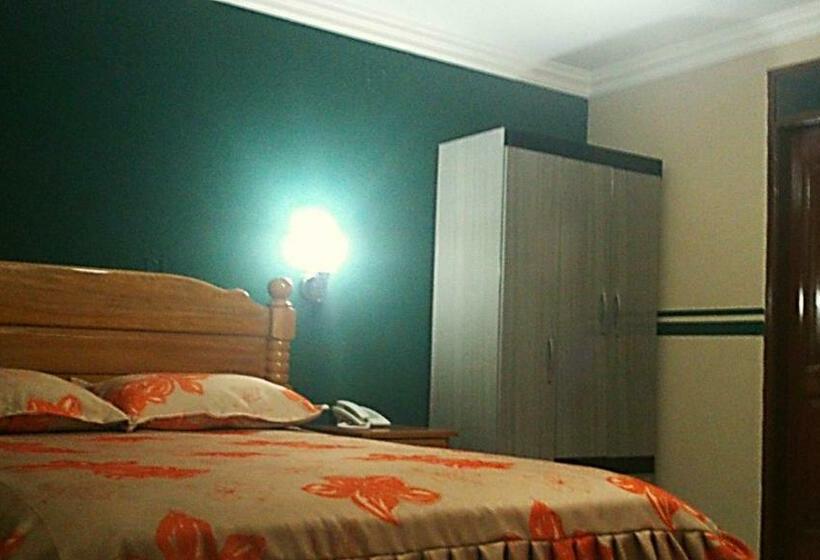 اتاق استاندارد, Hostal Corona Blanca