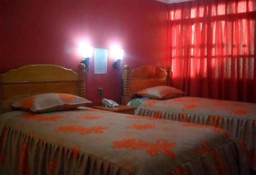 اتاق استاندارد با سرویس بهداشتی مشترک, Hostal Corona Blanca