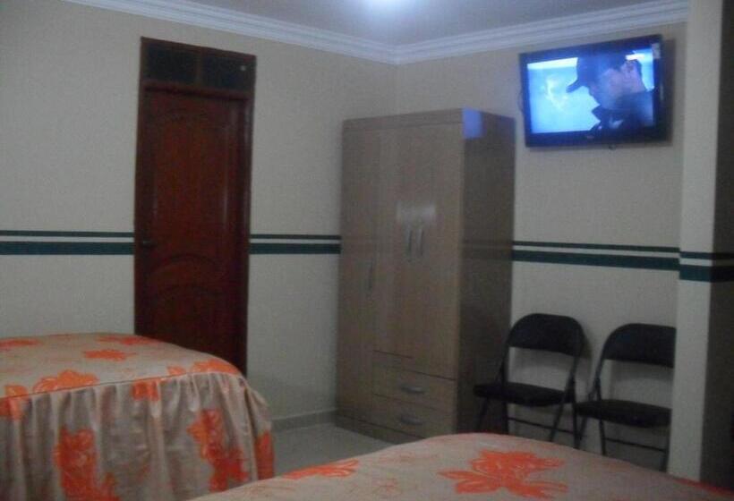 اتاق خانوادگی, Hostal Corona Blanca