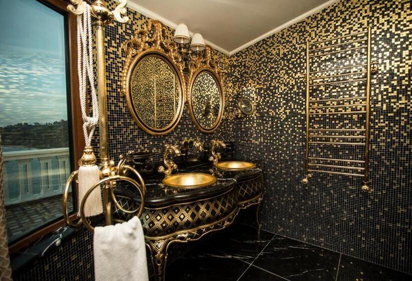 سوئیت پرزیدنت, Castello Mare