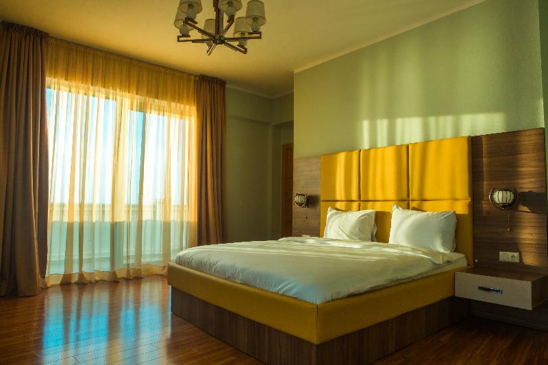 سوئیت 2 خوابه, Castello Mare