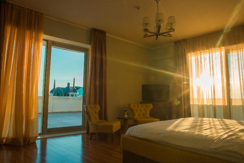 سوئیت 2 خوابه, Castello Mare