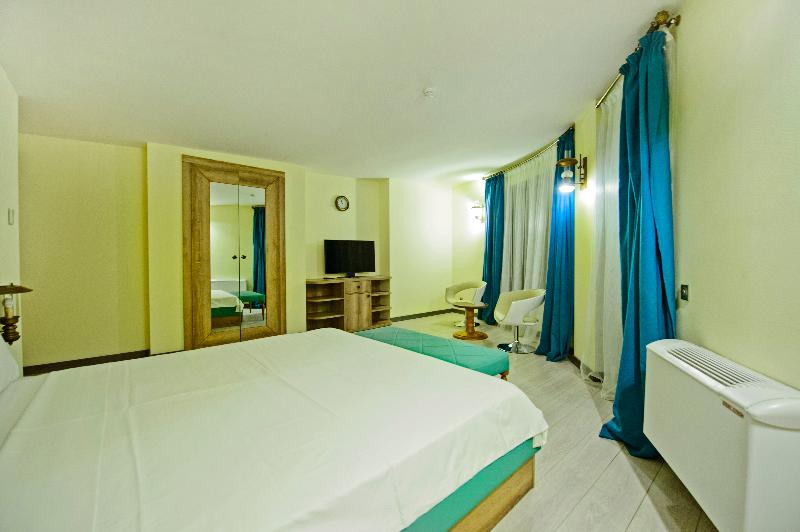 ویلای 1 خوابه, Castello Mare