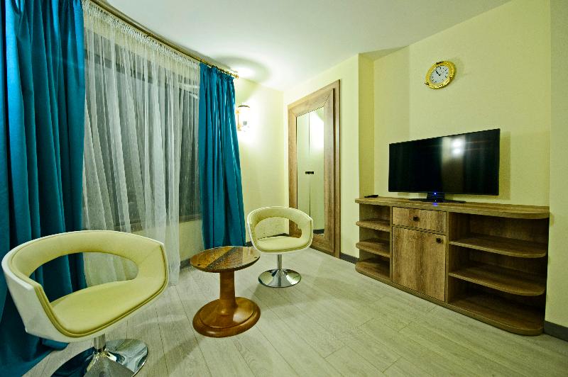 ویلای 1 خوابه, Castello Mare