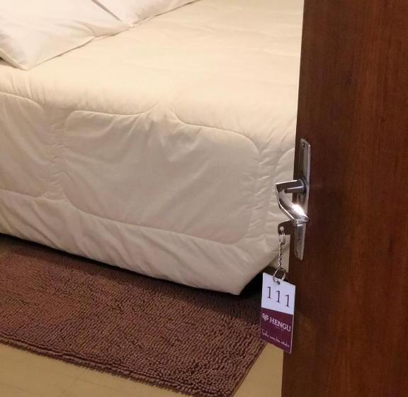 חדר סטנדרט, Hengu