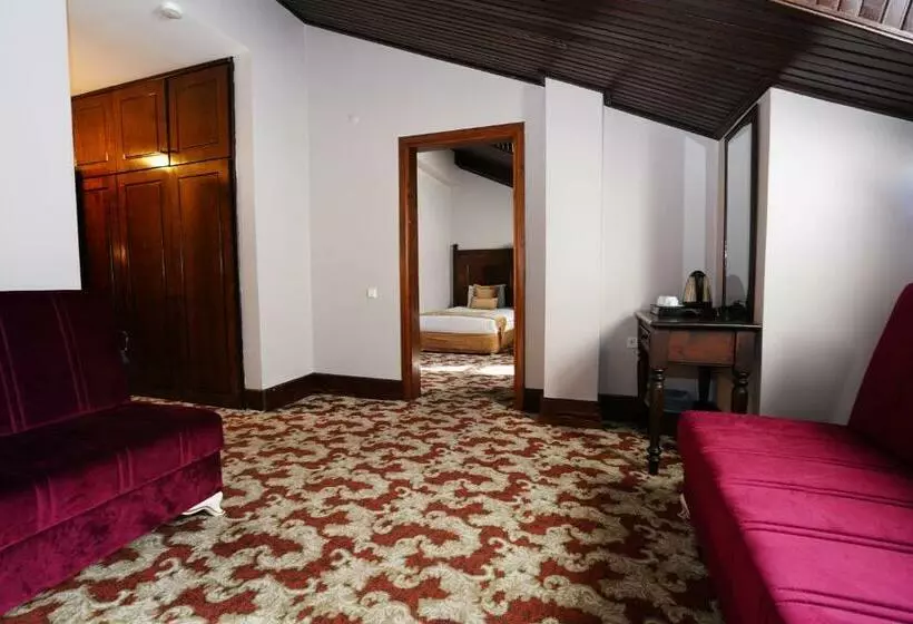 Standard Neljän Hengen Huone, Le Chalet Yazici