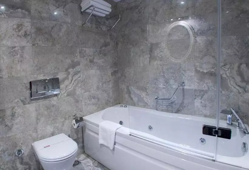 Superior room with lake view, Motali Life