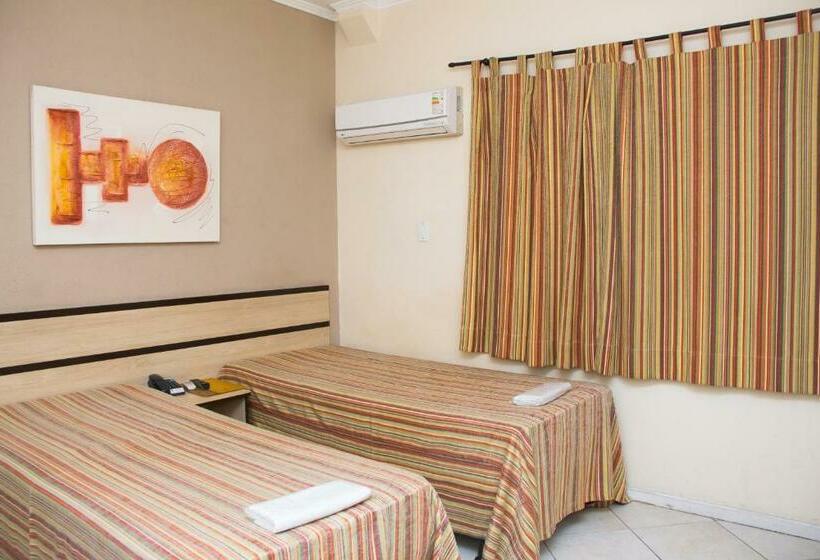 StandaardKamer, Plaza Dutra