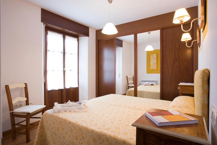 شقة غرفتين, La Fonda De Bustio