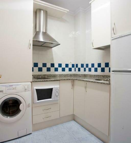 شقة غرفة واحدة, La Fonda De Bustio