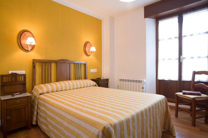 شقة غرفتين, La Fonda De Bustio