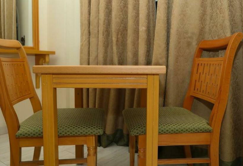 اتاق استاندارد, Ltlalat Al Shorouq