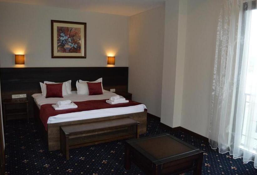 سوییت, Boutique Hotel Argo