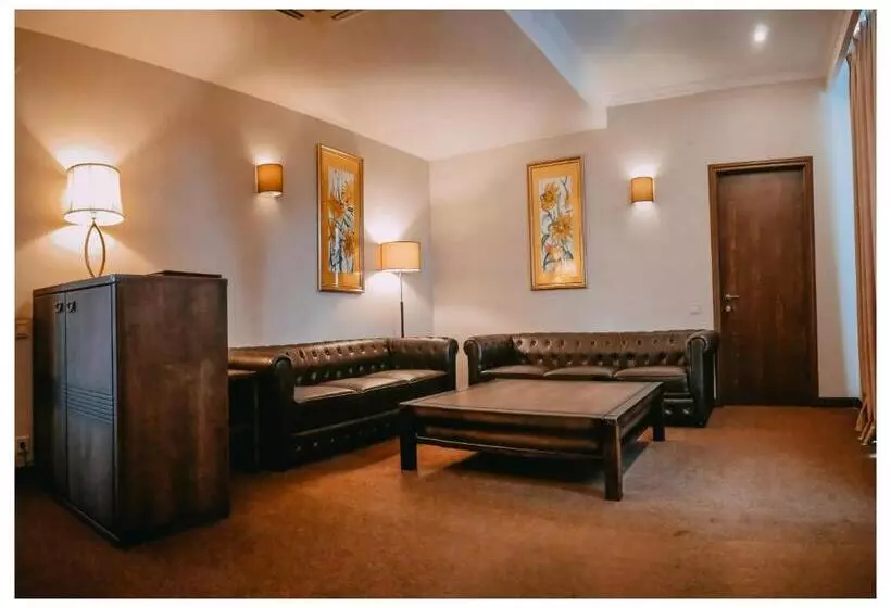 سوییت, Boutique Hotel Argo