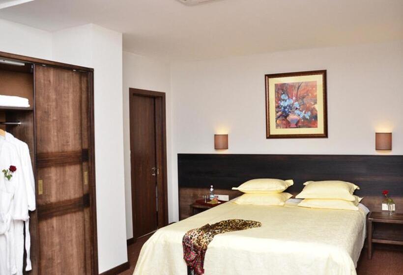 سوییت, Boutique Hotel Argo