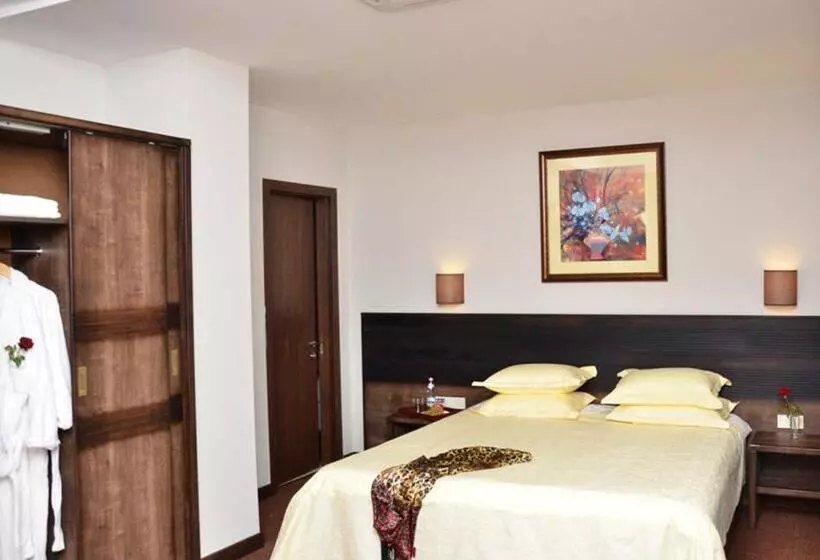 سوییت, Boutique Hotel Argo