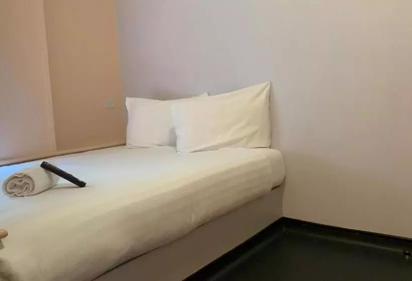 身障者適用スタンダードルーム, Easyhotel Victoria