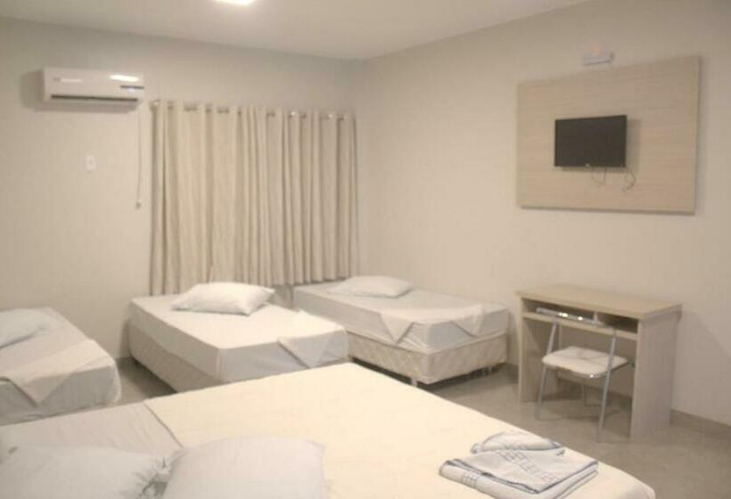 标准三人间, Presidente