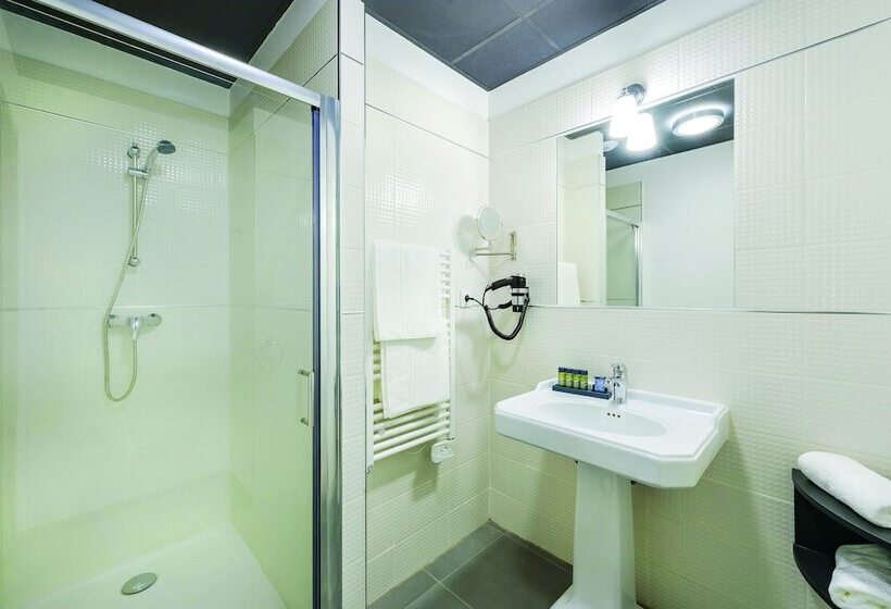 استودیوی استاندارد, Appart City Collection Nîmes Arènes