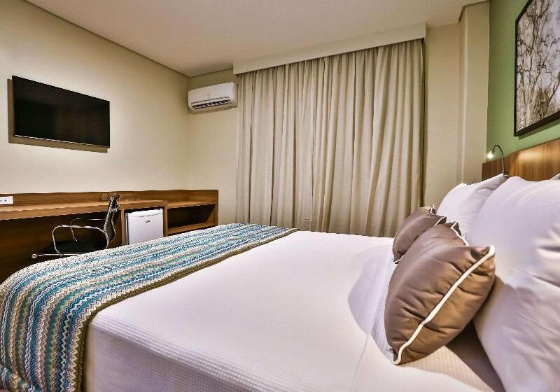 استودیوی استاندارد, Appart City Collection Nîmes Arènes