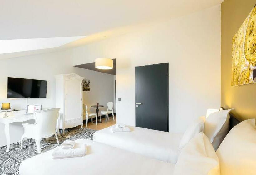 استودیوی استاندارد, Appart City Collection Nîmes Arènes