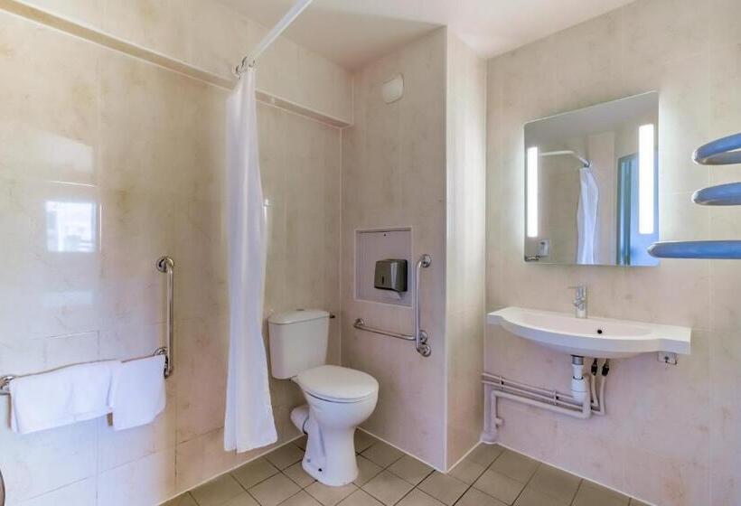 身障者適用スタンダードルーム, B&b Hotel Marseille La Valentine