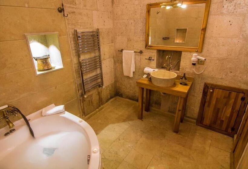주니어 스위트, Caldera Cave Hotel & Restaurant