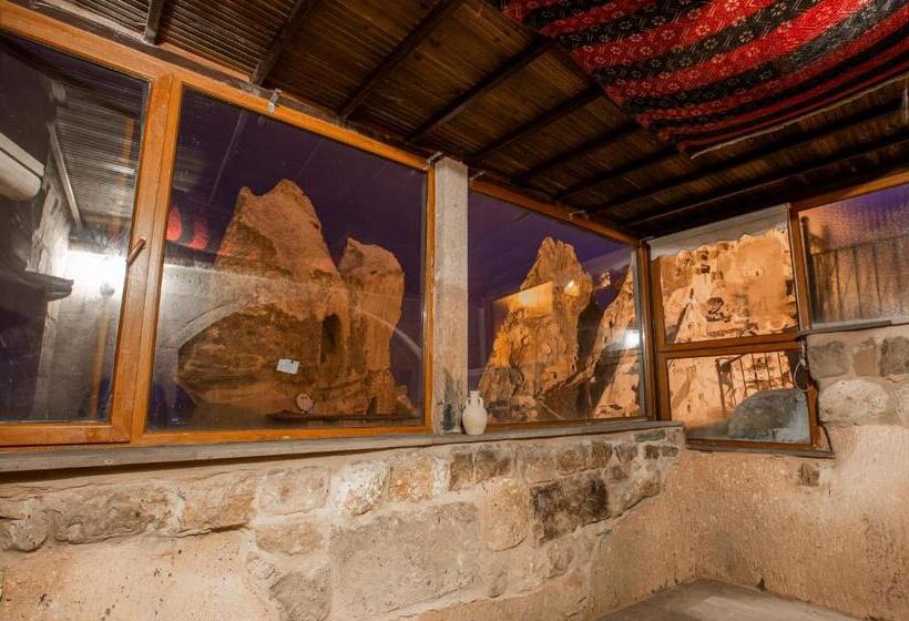 Люкс Повышенной Комфортности, Caldera Cave Hotel & Restaurant
