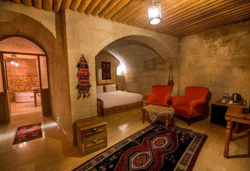 Люкс Повышенной Комфортности, Caldera Cave Hotel & Restaurant