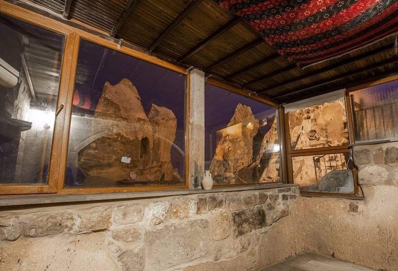 デラックススイート, Caldera Cave Hotel & Restaurant