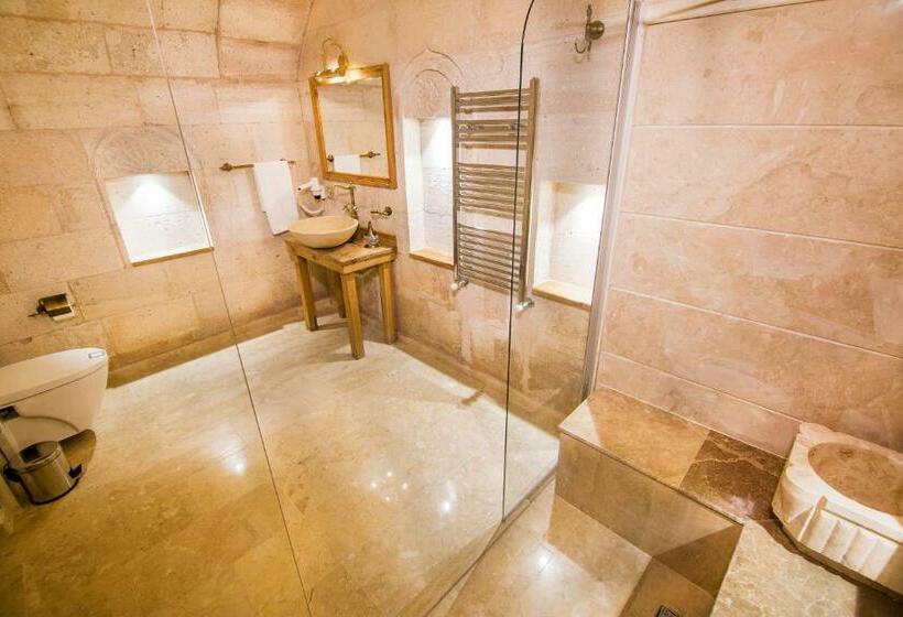 キングサイズベッドのスイートルーム, Caldera Cave Hotel & Restaurant