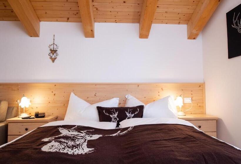 סוויטה משפחתית, Chalet Giasenei