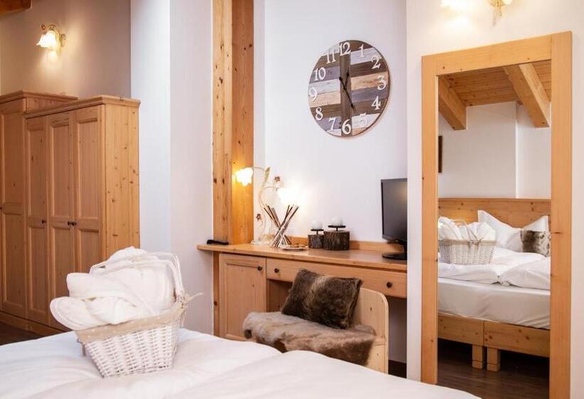 סוויטה נוף להרים, Chalet Giasenei