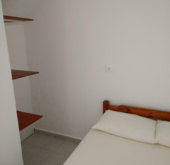 اتاق استاندارد, Consulado Praia