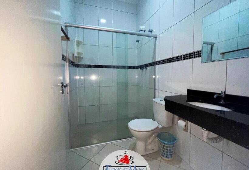 Номер Стандарт Трехместный, Estação De Minas