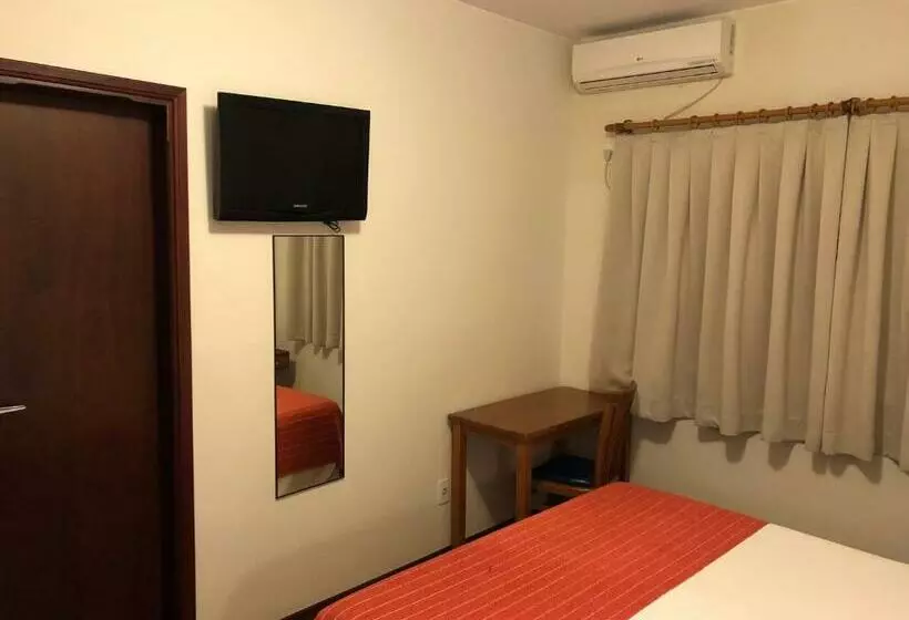 Deluxe-huone, Giordano Centro