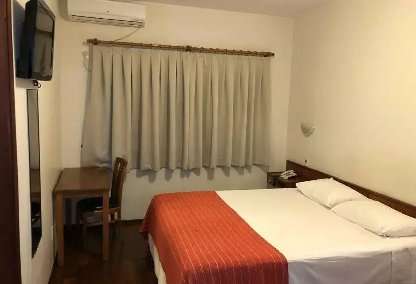 Deluxe-huone, Giordano Centro